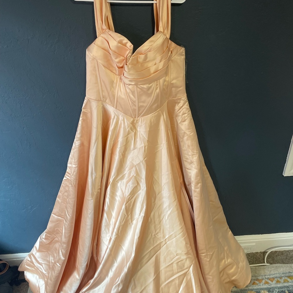 Chic Satin Peach Prom Dress